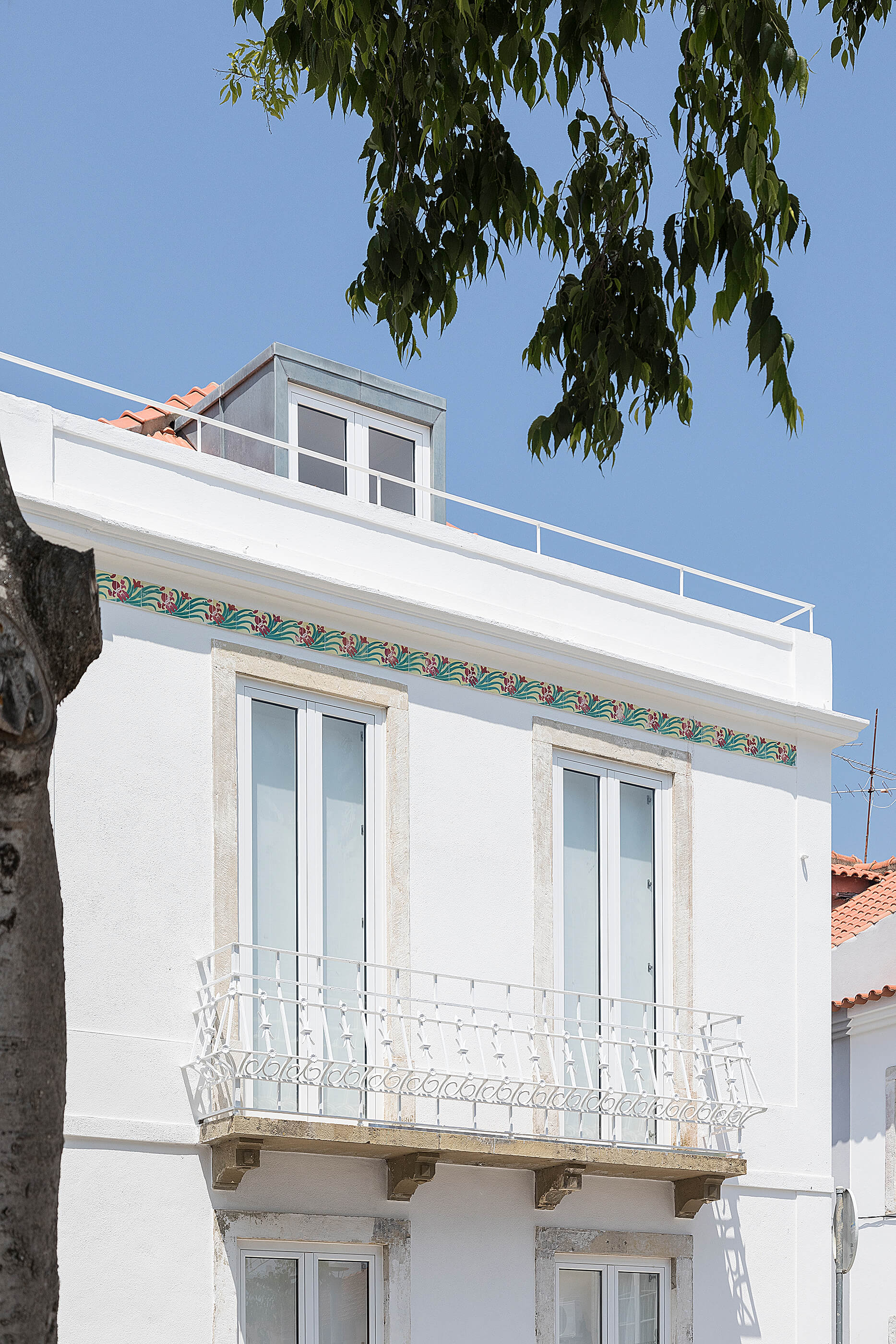 Reportagem Fotografia de arquitectura portuguesa fotografo Ivo tavares studio projecto Casa na Ajuda de Smg Arquitectos
