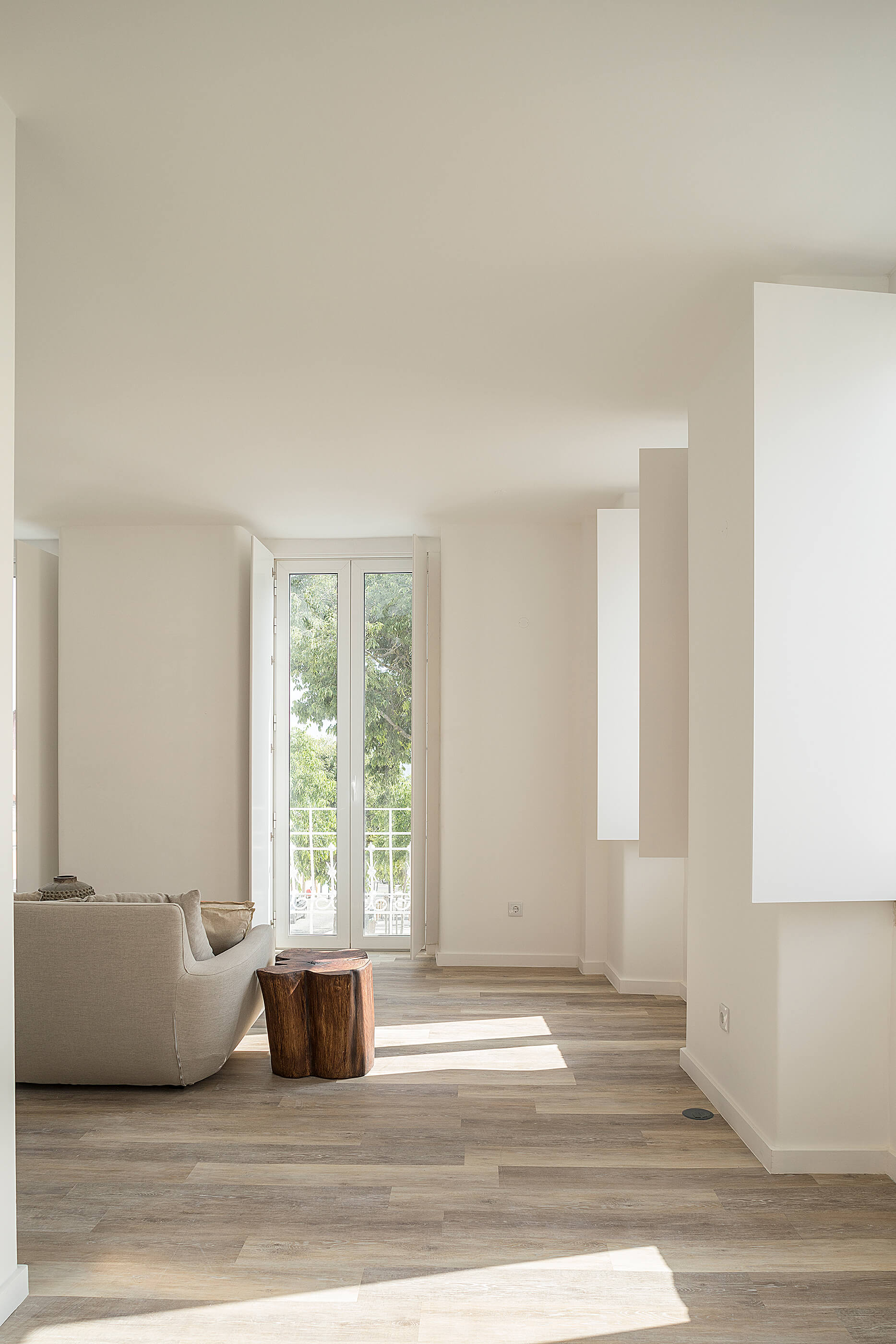 Reportagem Fotografia de arquitectura portuguesa fotografo Ivo tavares studio projecto Casa na Ajuda de Smg Arquitectos