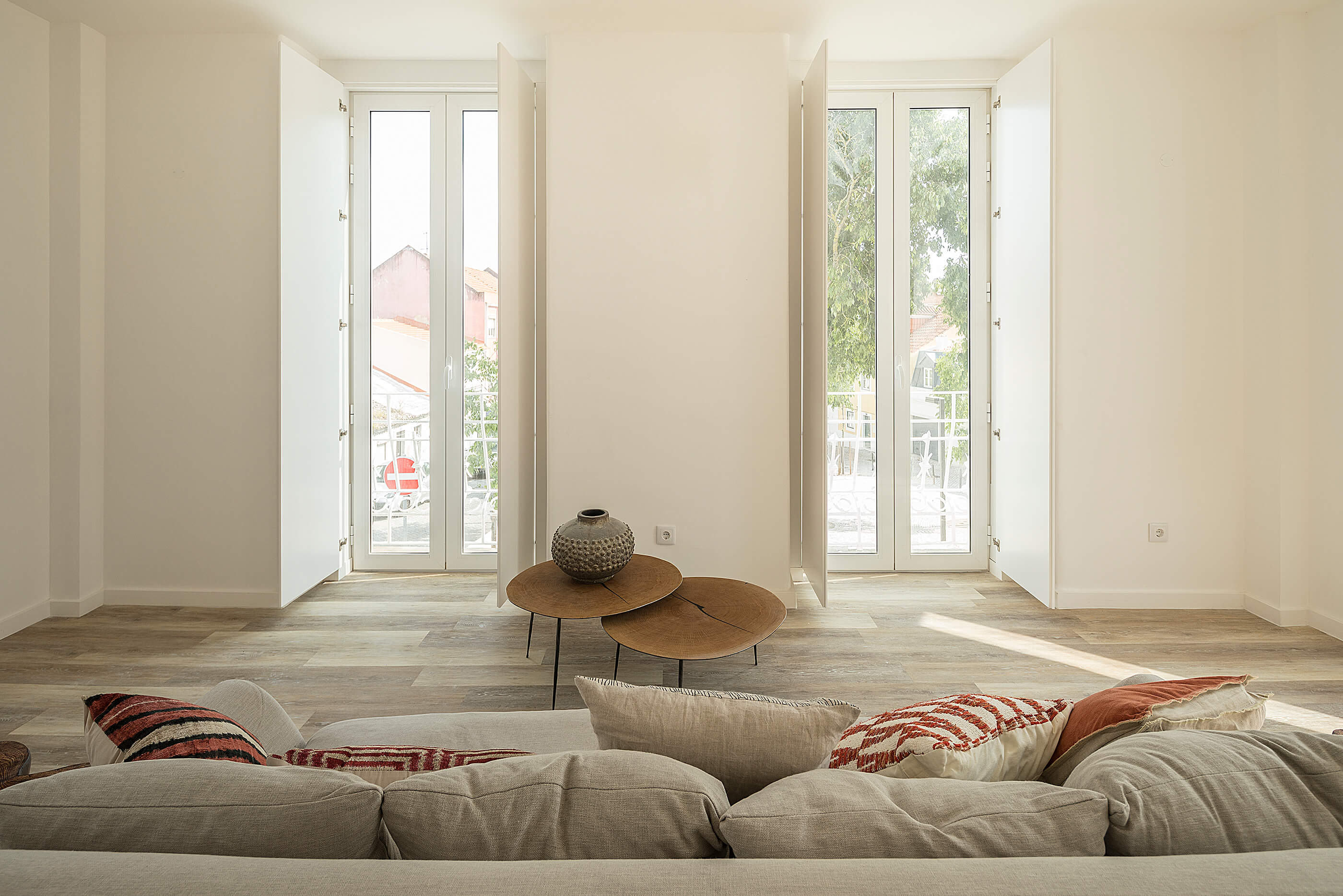 Reportagem Fotografia de arquitectura portuguesa fotografo Ivo tavares studio projecto Casa na Ajuda de Smg Arquitectos