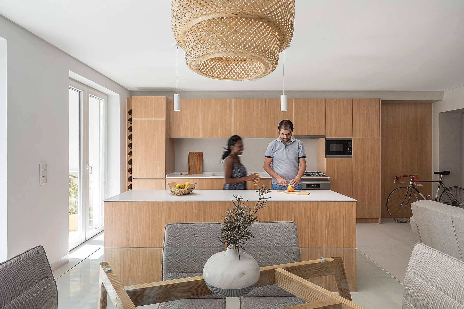 Reportagem Fotografia de arquitectura portuguesa fotografo Ivo tavares studio projecto reabilitação apartamento de Paulo Moreira Architectures
