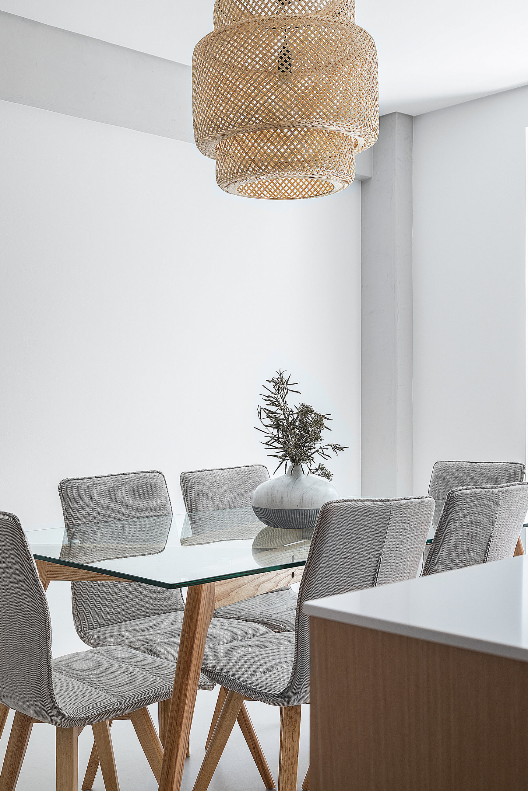 Reportagem Fotografia de arquitectura portuguesa fotografo Ivo tavares studio projecto reabilitação apartamento de Paulo Moreira Architectures