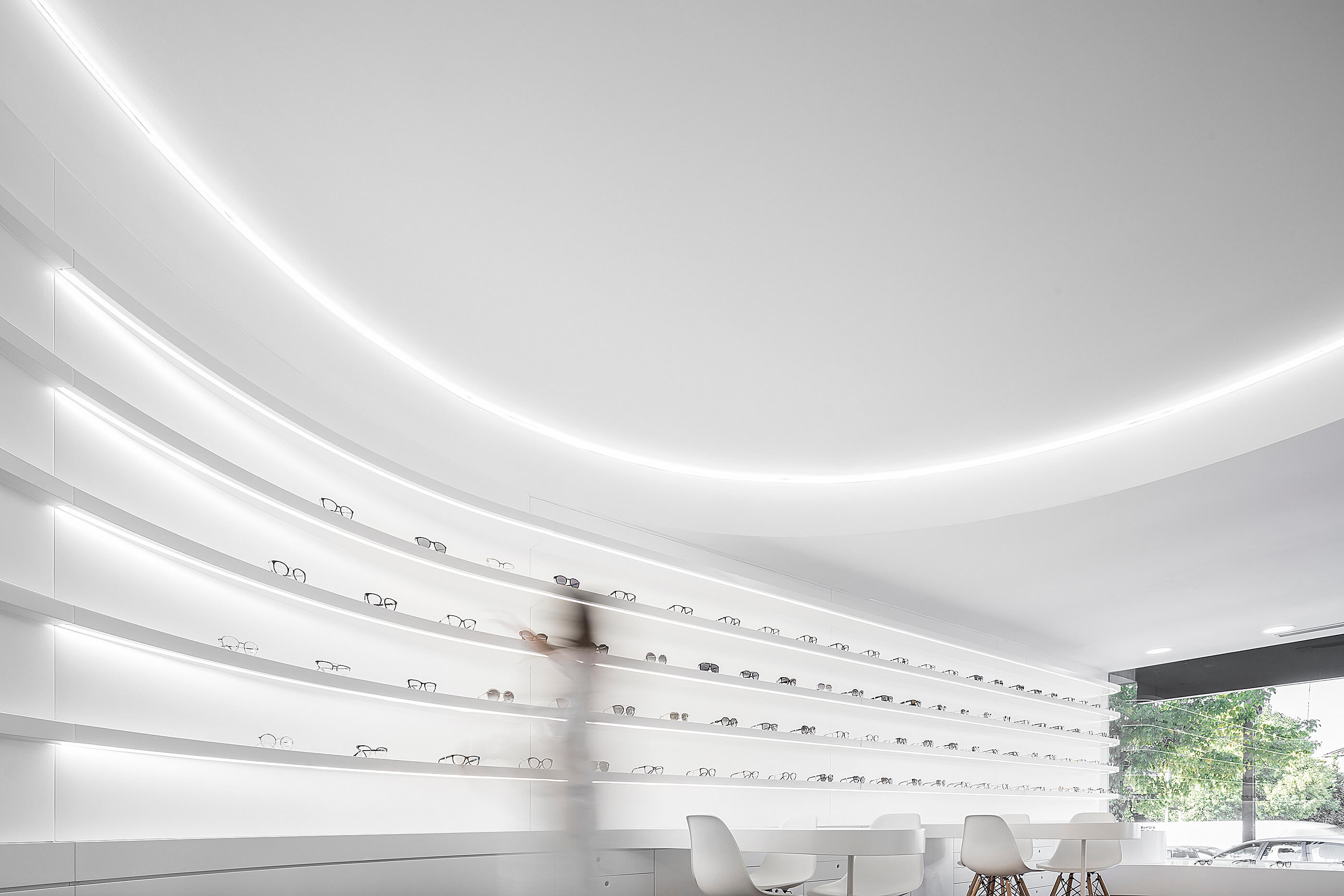 Reportagem Fotografia de arquitectura portuguesa fotografo Ivo tavares studio projecto Óptica Pitães de Tsou Arquitectos