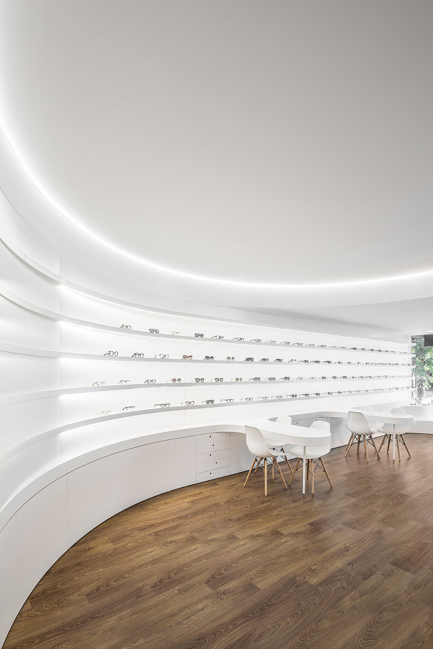 Reportagem Fotografia de arquitectura portuguesa fotografo Ivo tavares studio projecto Óptica Pitães de Tsou Arquitectos