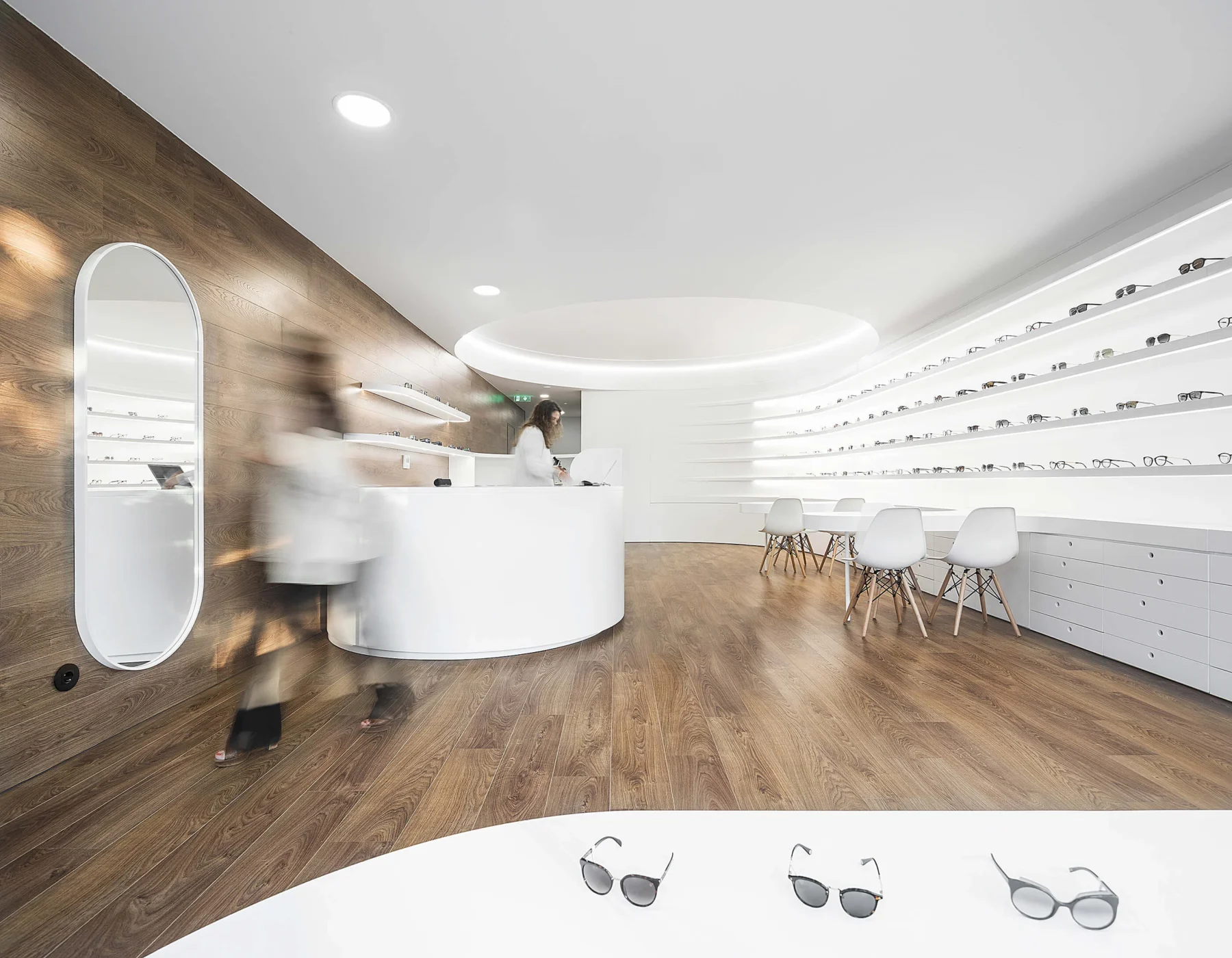 Ópticas Pitães — Tsou Arquitectos em Braga | Fotografia de Arquitetura Ivo Tavares