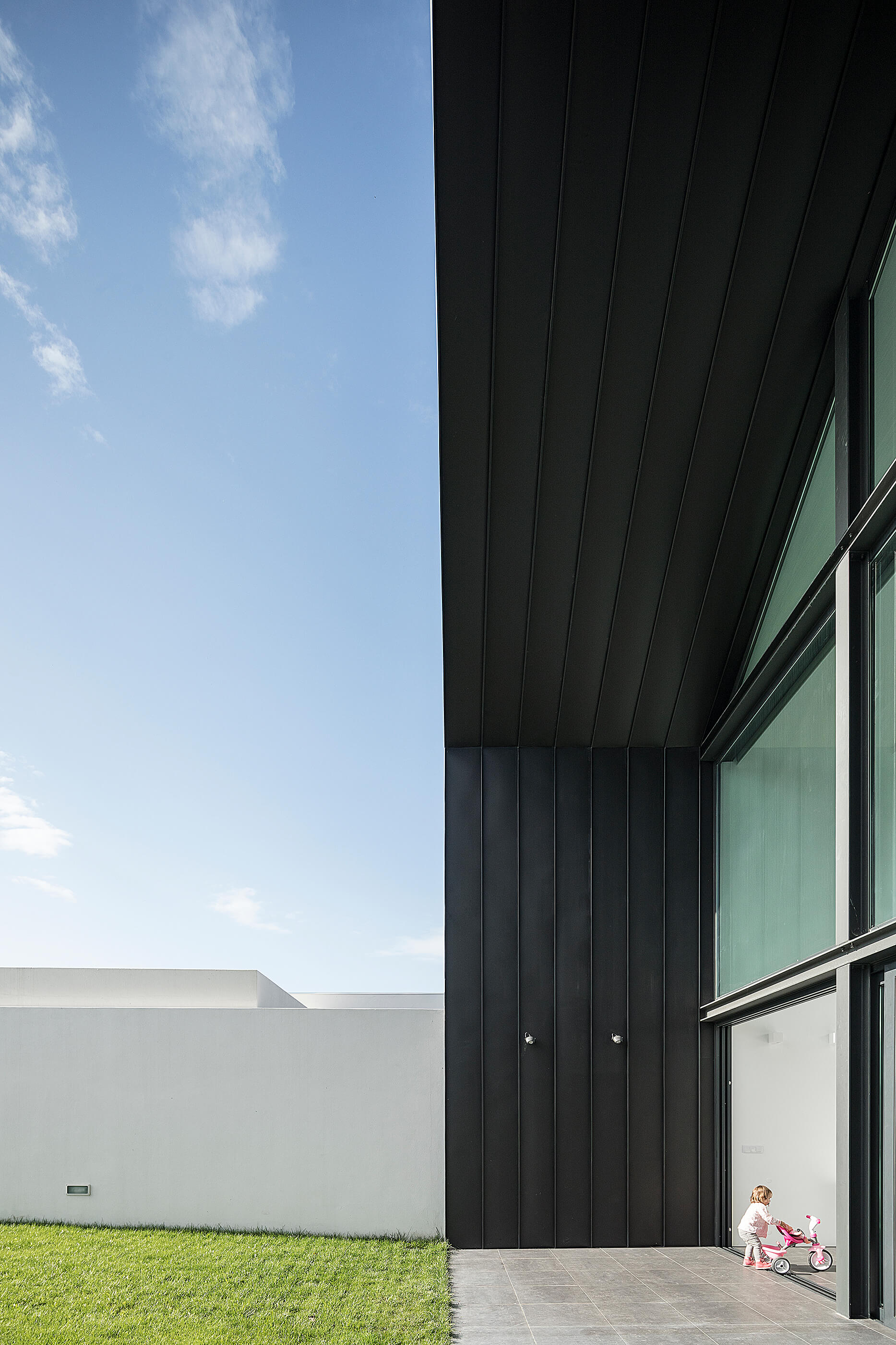 Reportagem Fotografia de arquitectura portuguesa fotografo Ivo tavares studio projecto reabilitação casa do arco do atelier Frari
