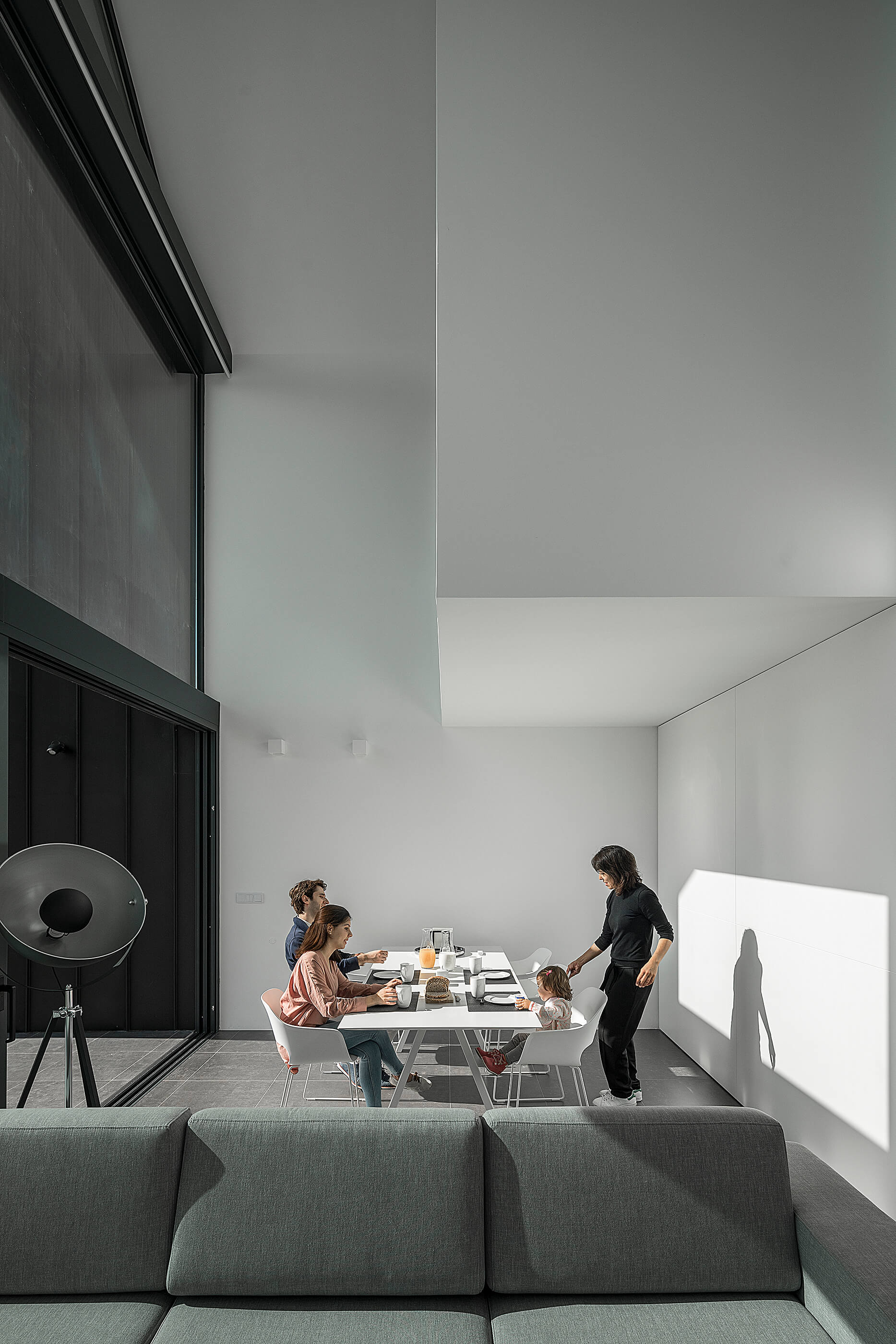 Reportagem Fotografia de arquitectura portuguesa fotografo Ivo tavares studio projecto reabilitação casa do arco do atelier Frari