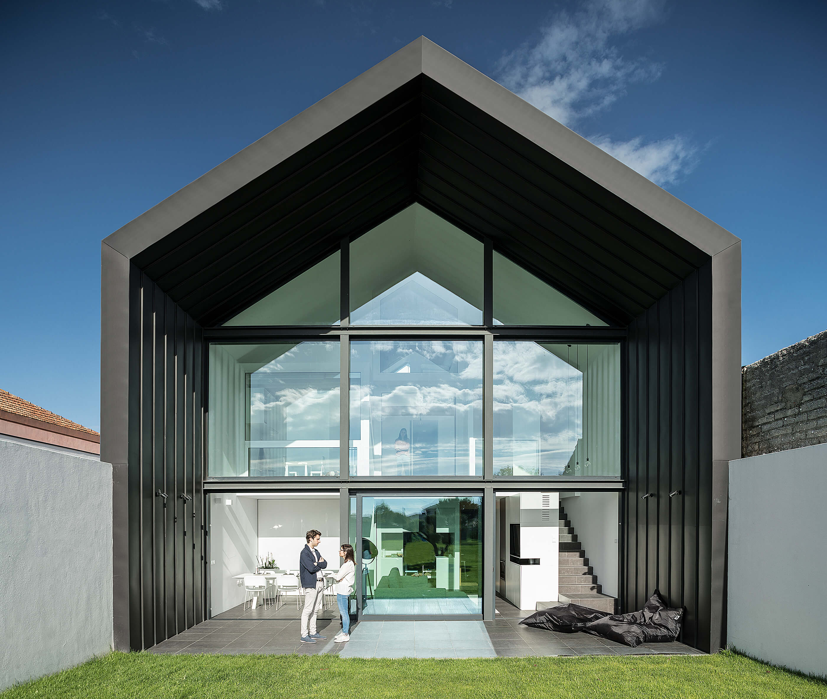 Reportagem Fotografia de arquitectura portuguesa fotografo Ivo tavares studio projecto reabilitação casa do arco do atelier Frari