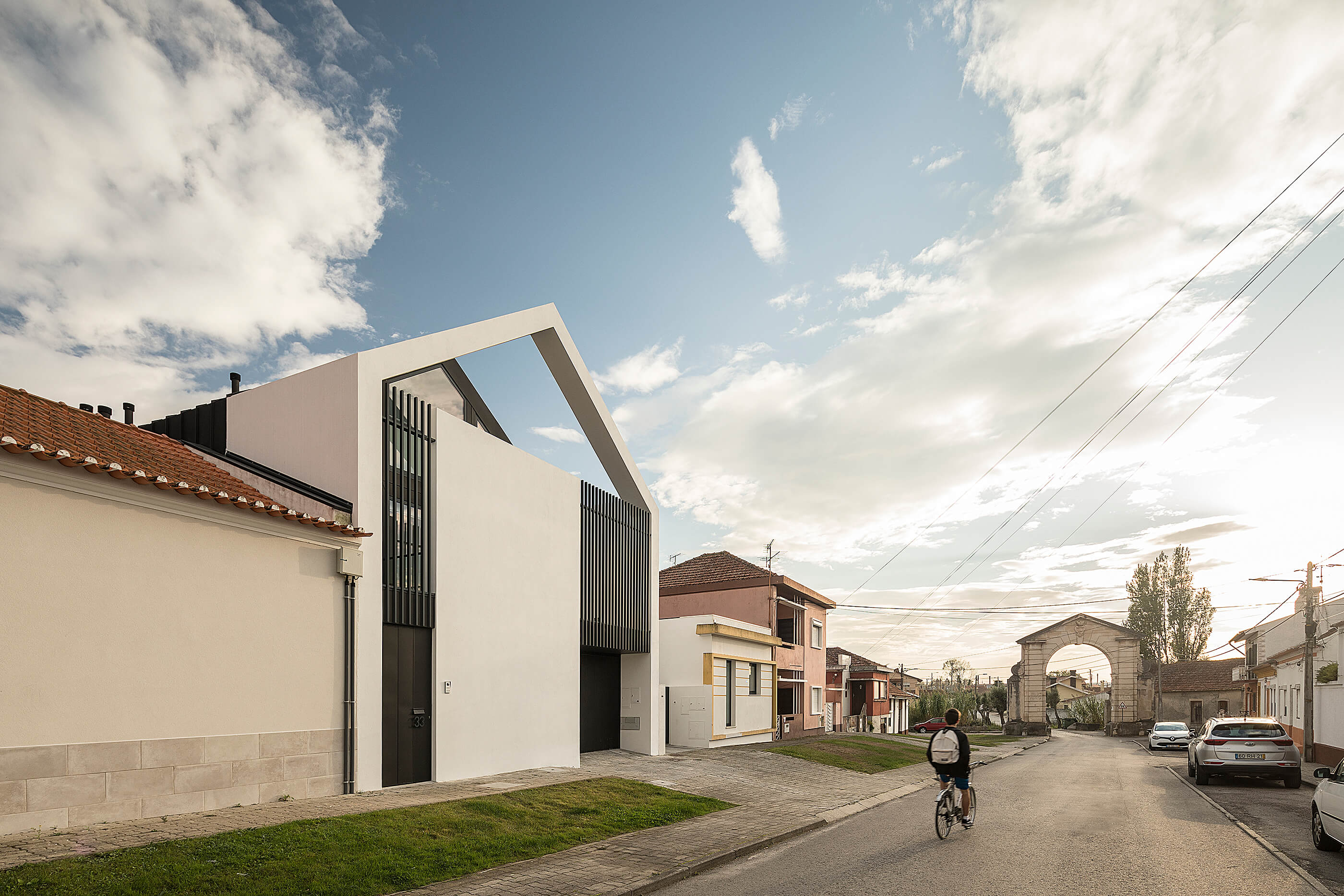 Reportagem Fotografia de arquitectura portuguesa fotografo Ivo tavares studio projecto reabilitação casa do arco do atelier Frari