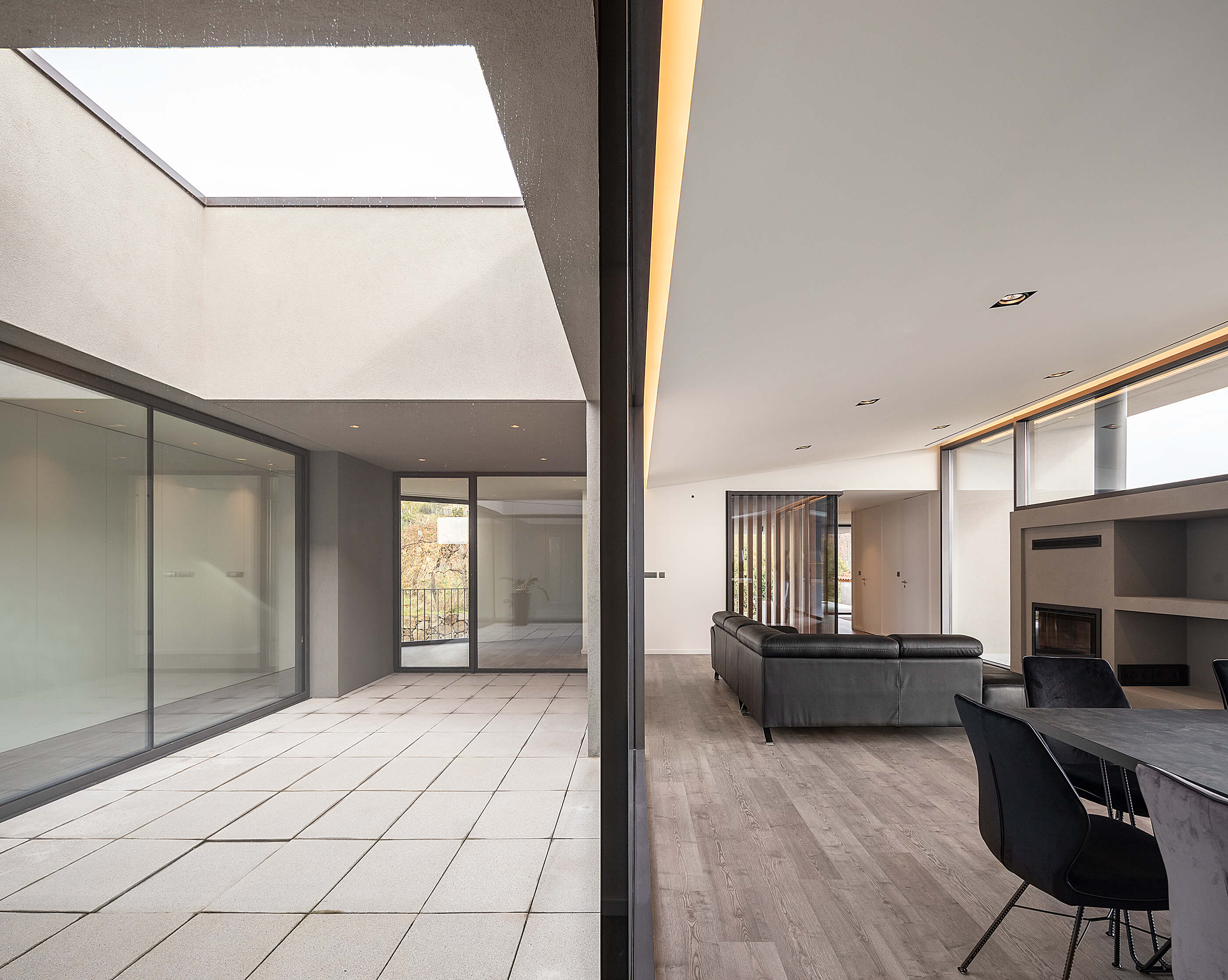 Reportagem Fotografia de arquitectura portuguesa fotografo Ivo tavares studio projecto Casa GR de Paulo Martins