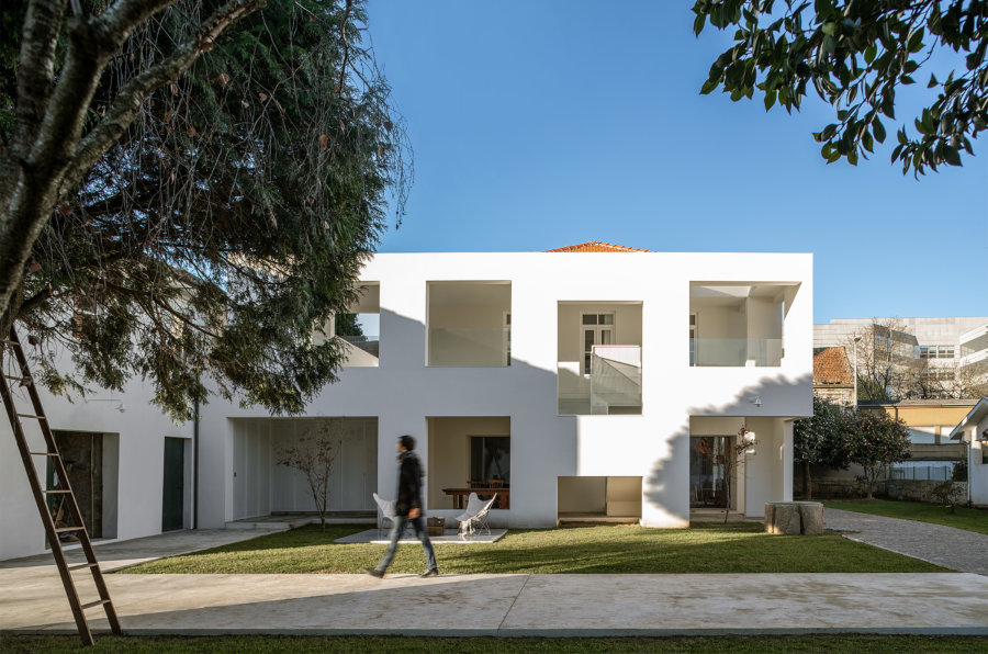 Reportagem Fotografia De Arquitectura Portuguesa Fotografo Ivo Tavares Studio Casa Maia De Adoff.