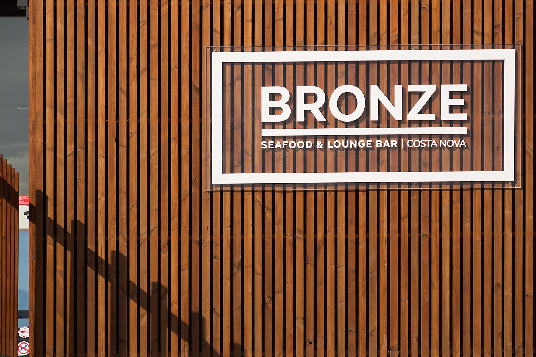 Bar De Praia Bonze Na Costa Nova Em Ílhavo Do Atelier De Arquit