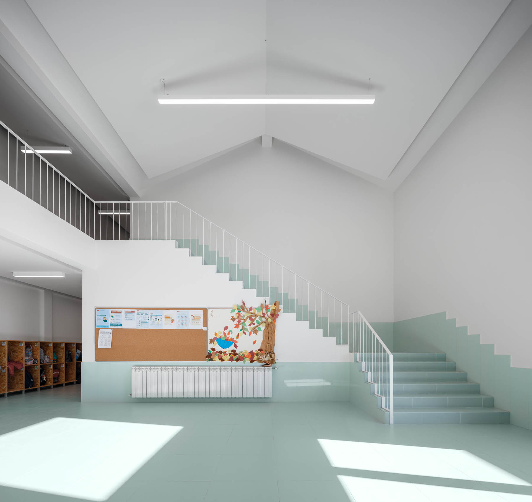 Escola Basica de São Bernardo em Aveiro do atelier de arquitect