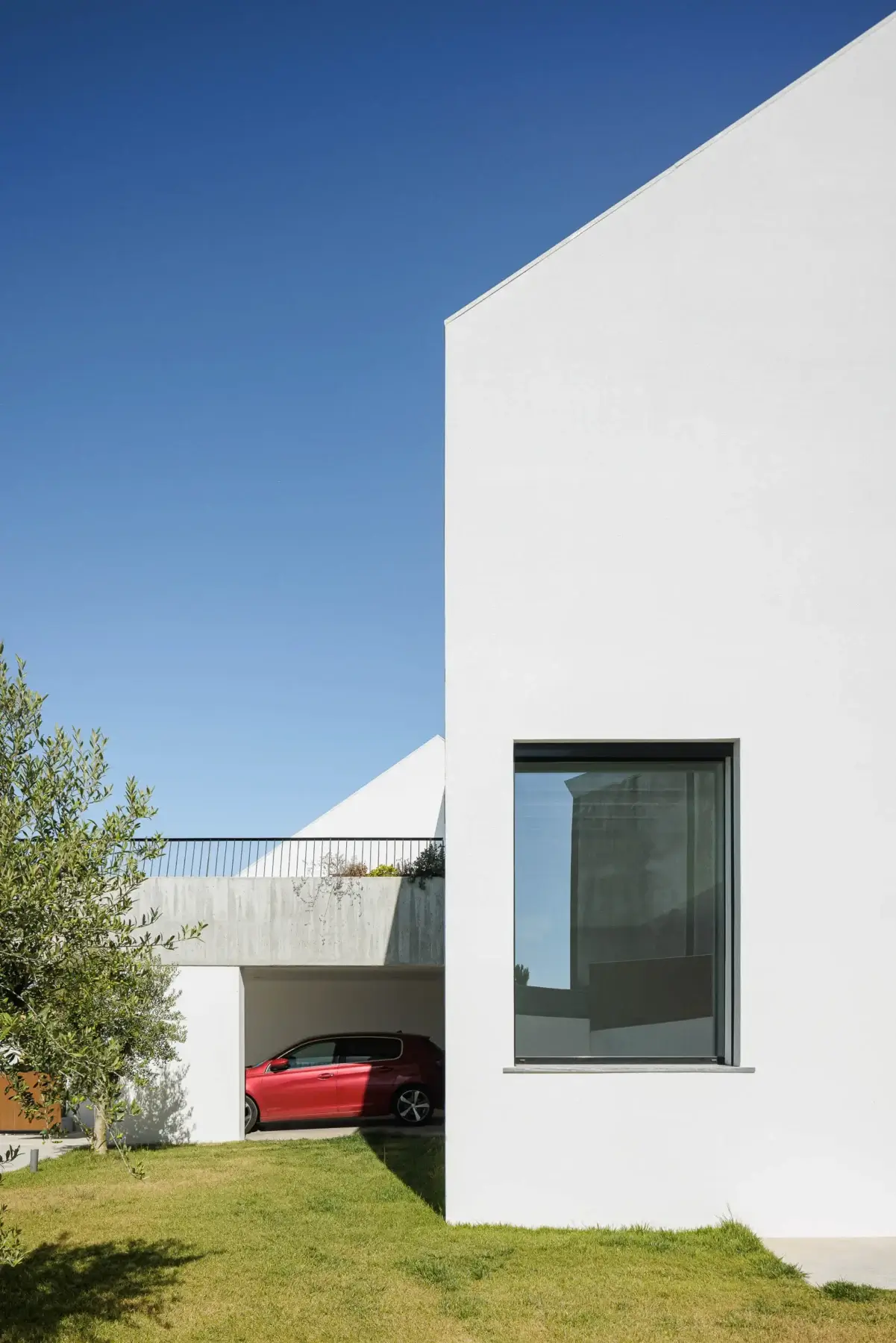 Casas BD em Sintra com Arquitectura Esquissos e fotografias de Ivo Tavares Studio