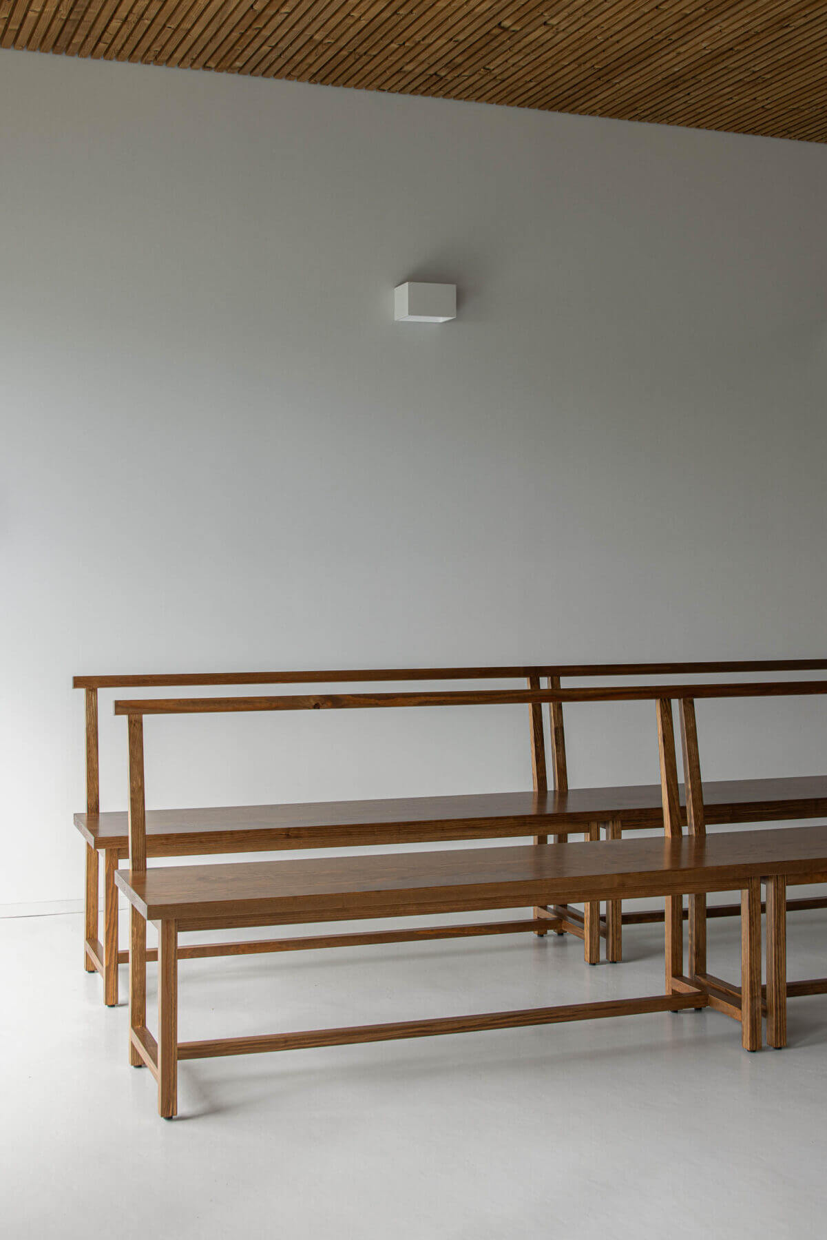 Casa Mortuária de Oliveirinha com arquitetura Sónia Cruz
