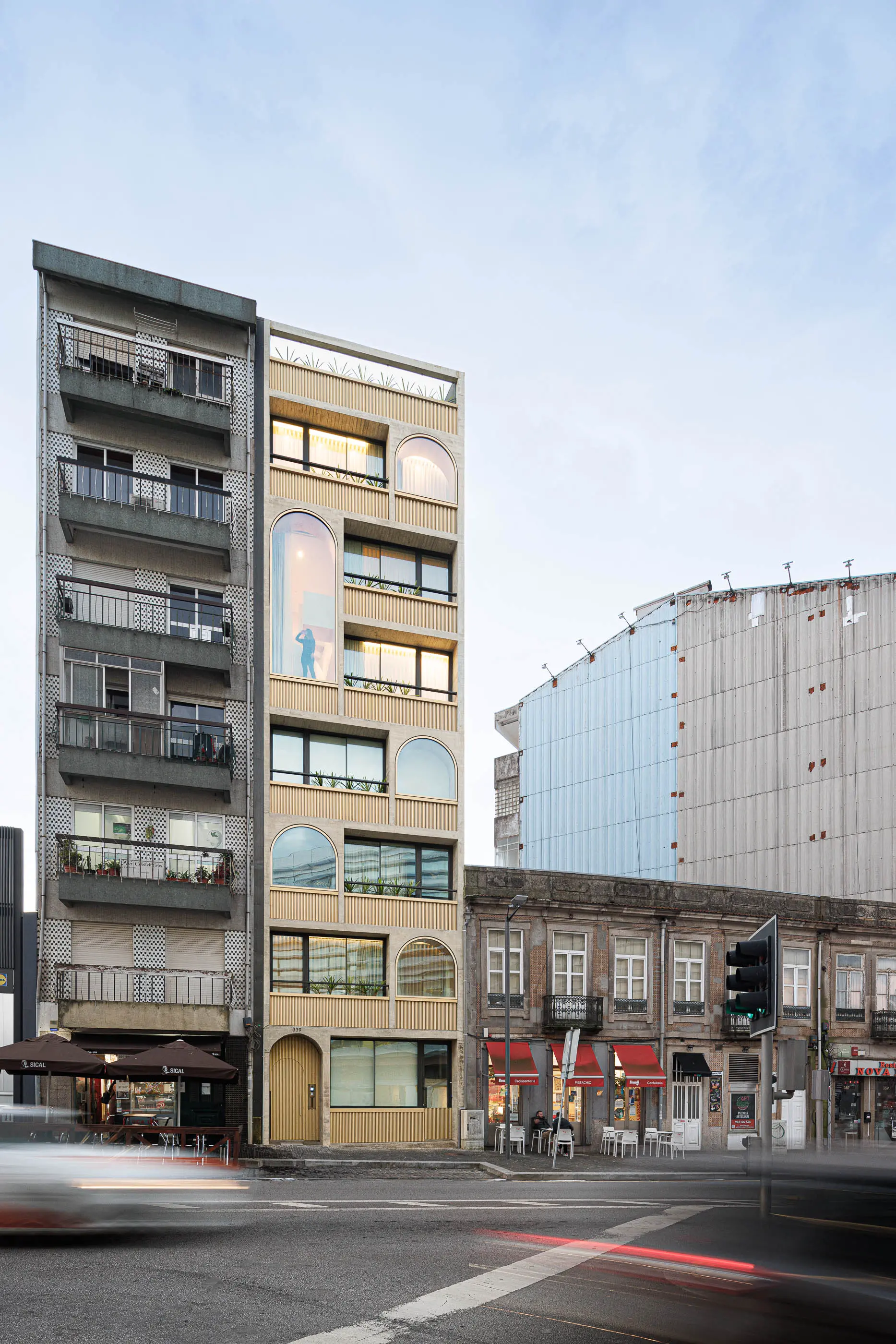 Boavista 339 arquitetura Paulo Merlini Architects e fotografia Ivo Tavares