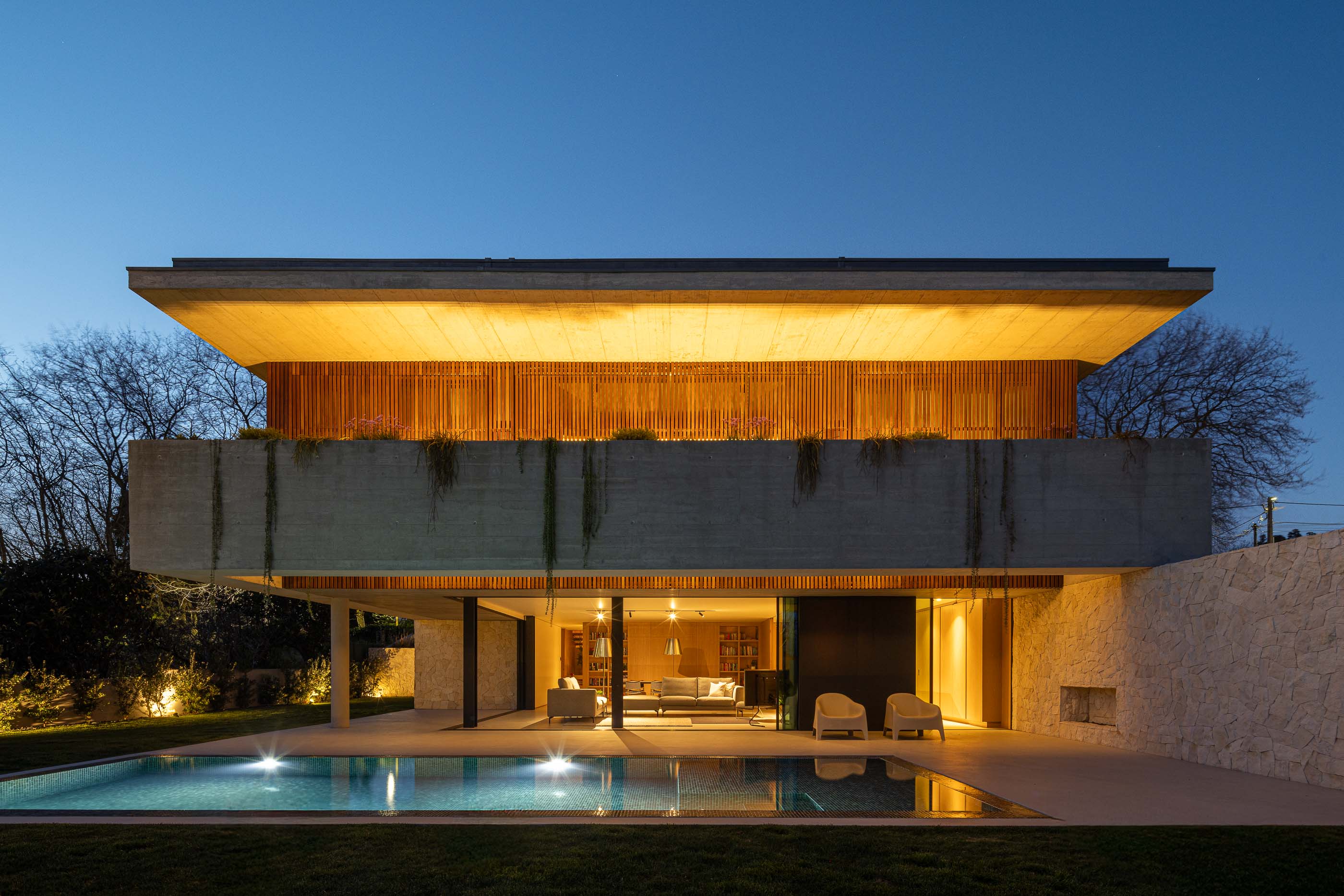 Casa M arquitetura Silverline e fotografia Ivo Tavares