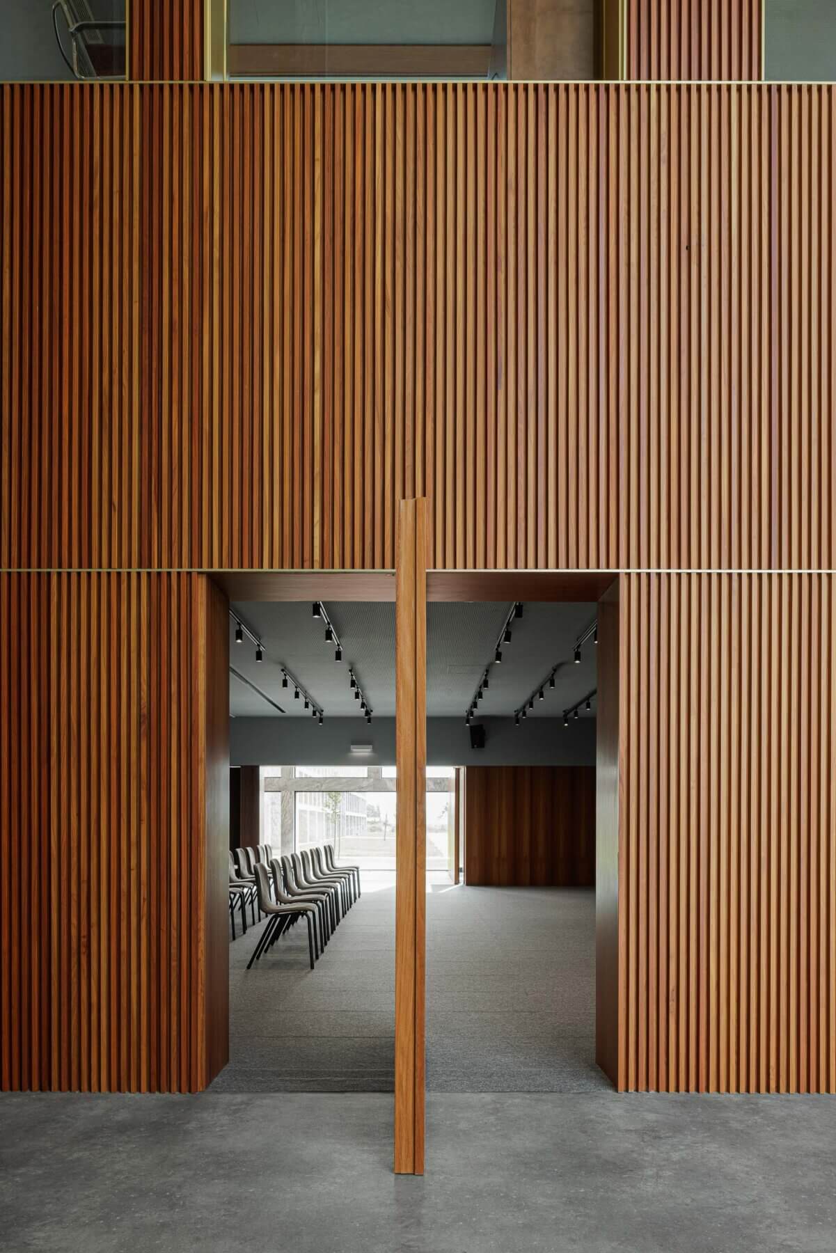 Escritorios Metyis arquitetura UNUM e fotografia Ivo Tavares