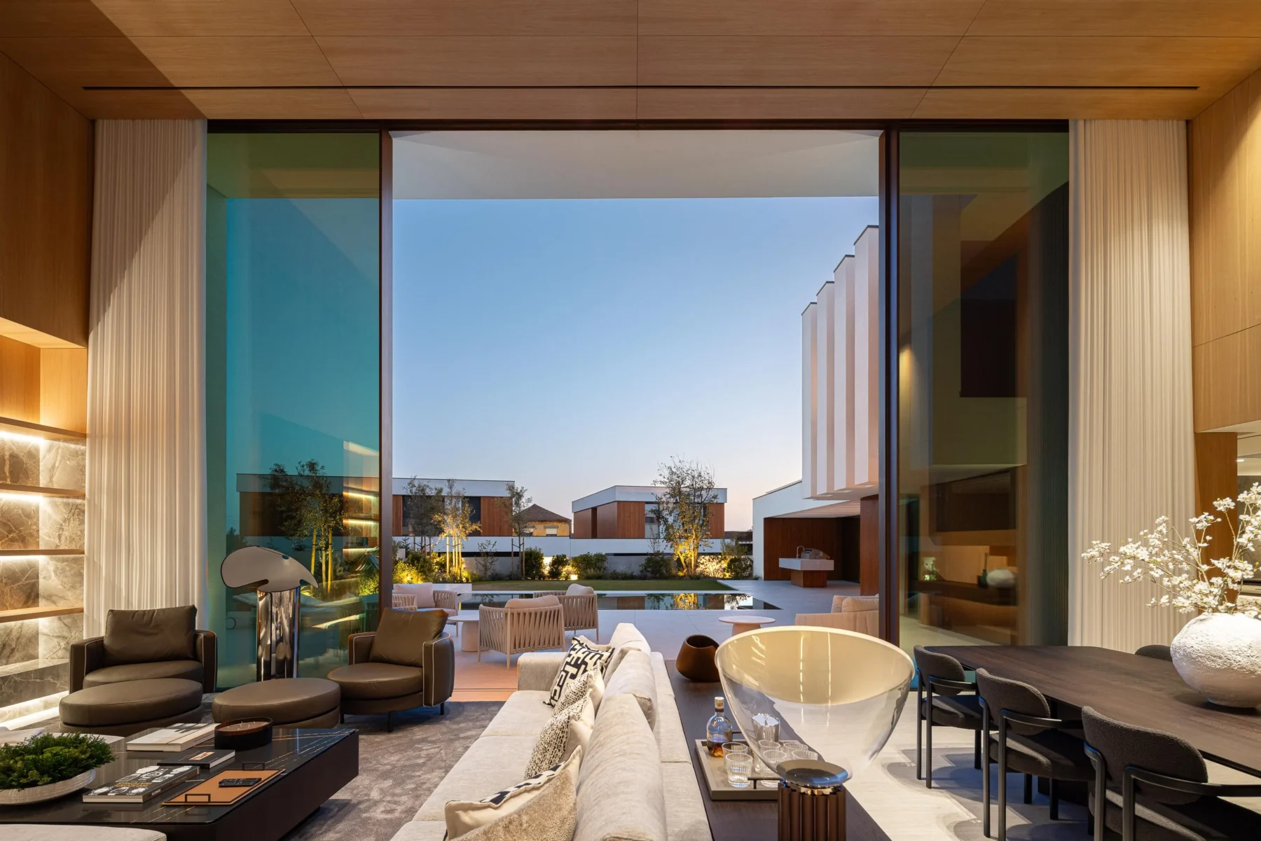 Casa FJ — mil870 em Póvoa de Varzim | Fotografia de Arquitetura Ivo Tavares