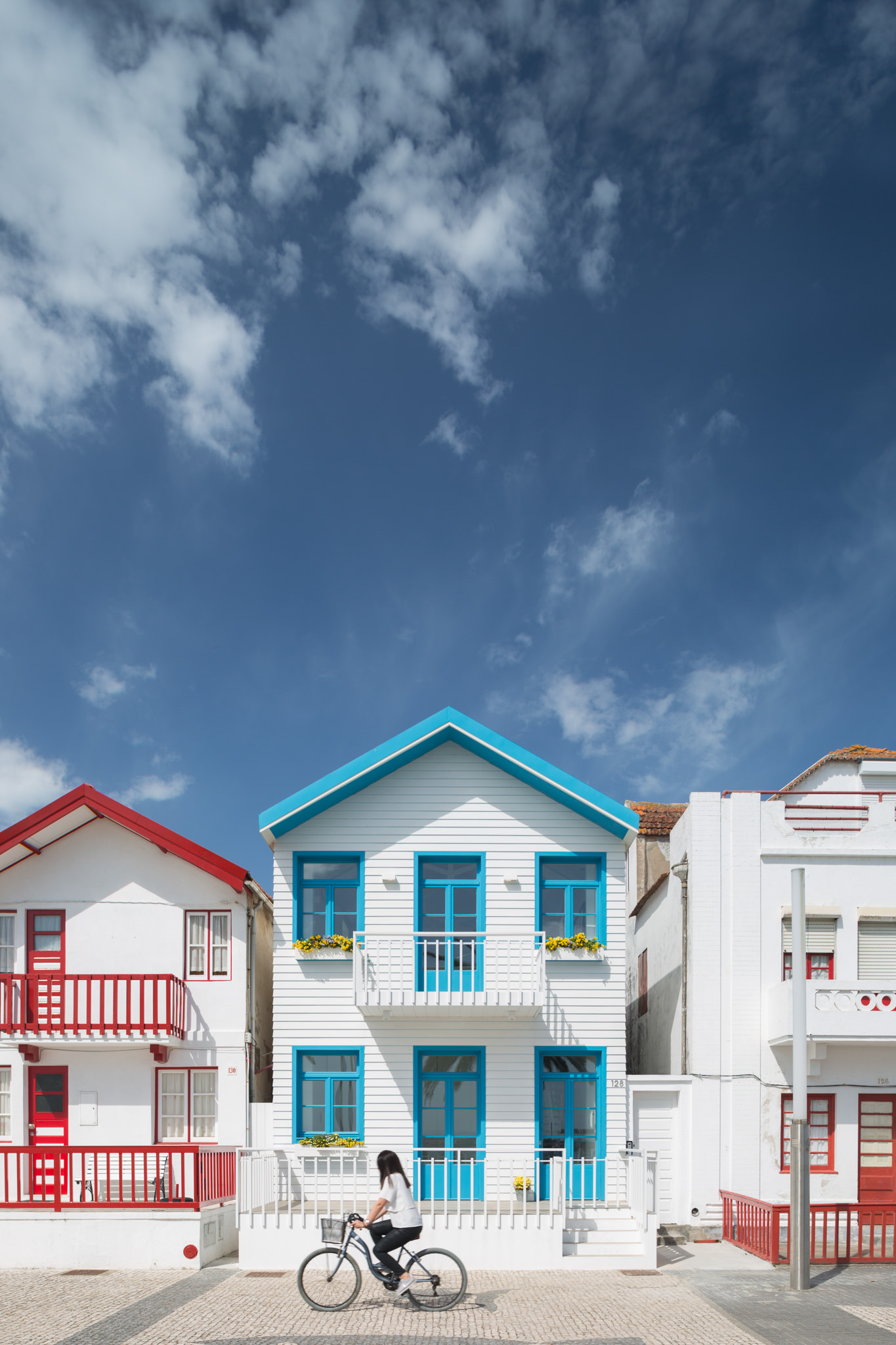 Reportagem Fotografia De Arquitectura Portuguesa Fotografo Ivo Tavares Studio Palheiro Costa Nova De Ania Abrantes .